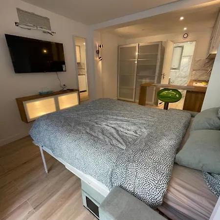 아파트 Studio Spacieux Avec Terrasse Psah3-A2